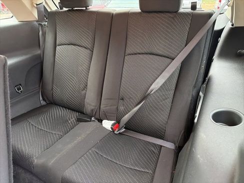 Used 2015 Dodge Journey SE w/ Flexible Seating Group image 15