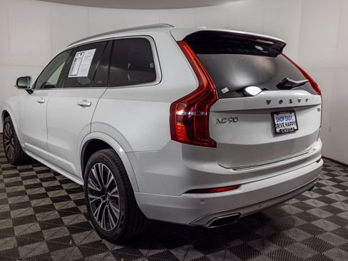 Used 2020 Volvo XC90 T5 Momentum w/ Protection Package AWD/4WD image 18