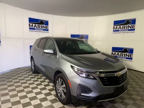 Used 2024 Chevrolet Equinox LT FWD image 4