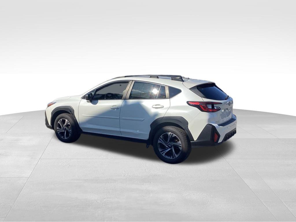 Used 2024 Subaru Crosstrek 2.0i Premium AWD/4WD image 4