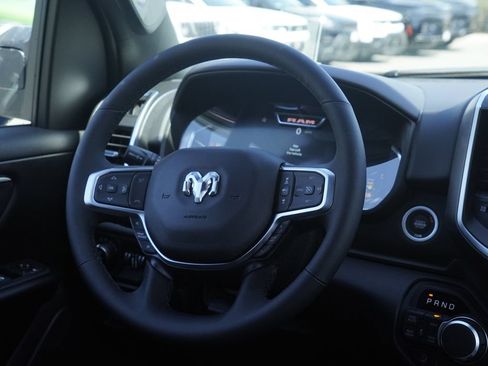 New 2026 RAM 1500 4x4 Crew Cab image 34