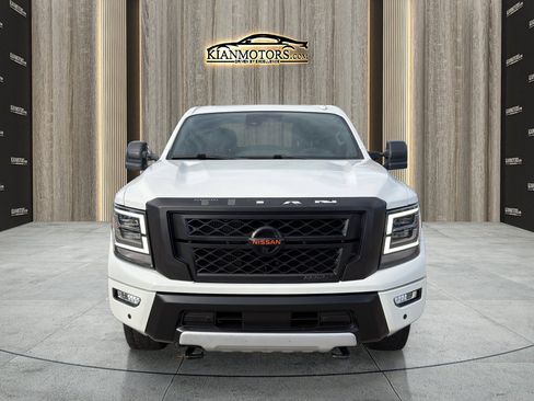 Used 2021 Nissan Titan PRO-4X w/ Pro-4x Convenience Package image 2
