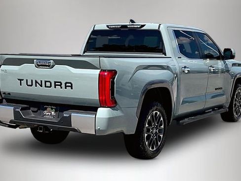 Used 2025 Toyota Tundra Limited AWD/4WD image 5