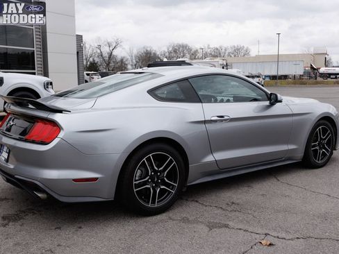 Used 2020 Ford Mustang Premium image 5