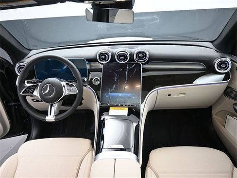 New 2026 Mercedes-Benz GLC 300 GLC 300 image 27