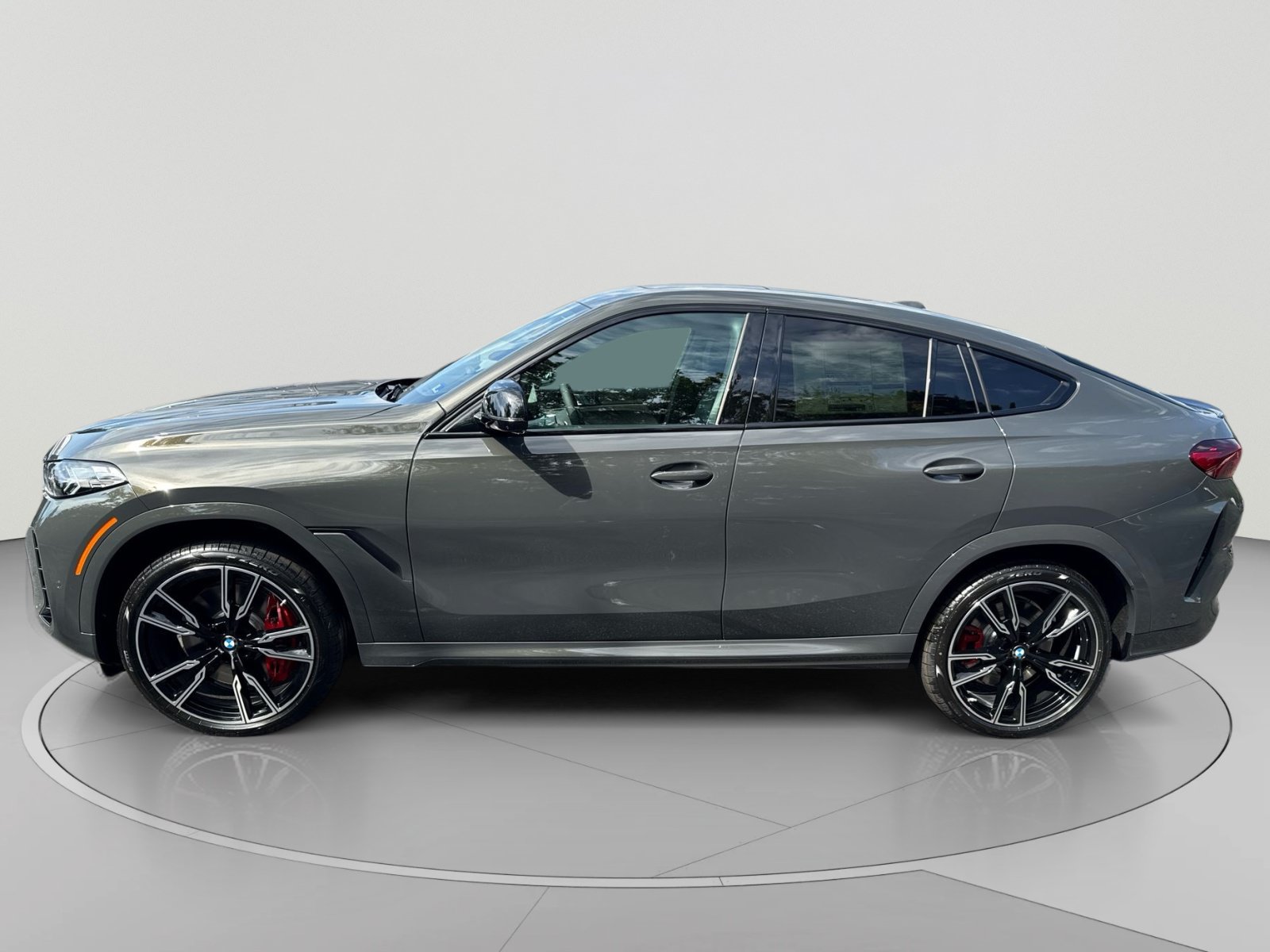New 2027 BMW X6 M60i AWD/4WD image 8
