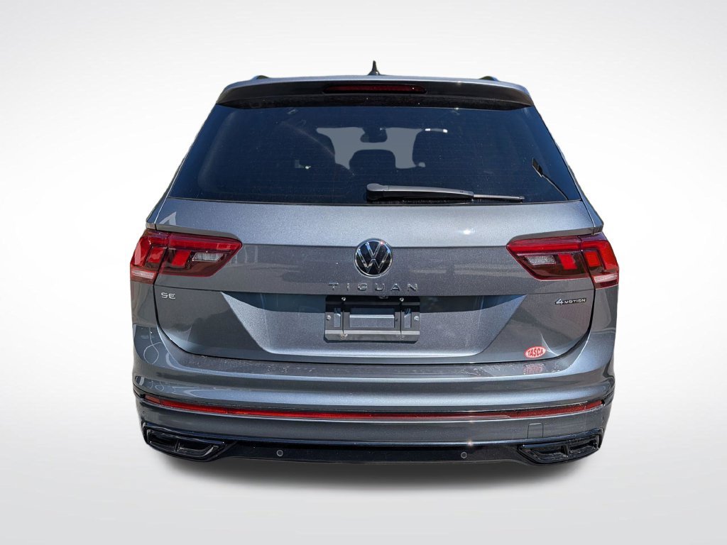 Used 2022 Volkswagen Tiguan SE R-Line AWD/4WD image 4
