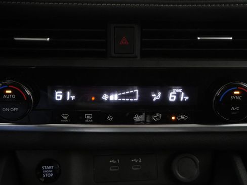 Used 2025 Nissan Rogue SV image 19