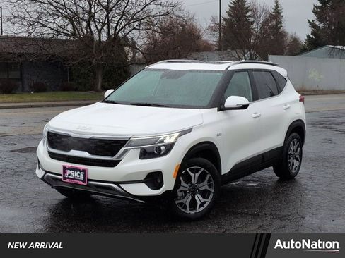 Used 2023 Kia Seltos EX image 1