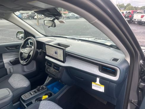 New 2025 Ford Maverick XLT w/ XLT Luxury Package image 12