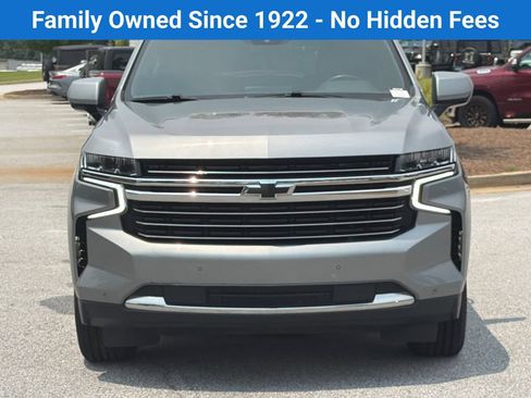 Used 2024 Chevrolet Tahoe LT RWD image 2