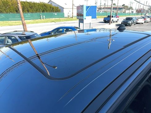 Used 2021 RAM 1500 Limited w/ Night Edition image 21