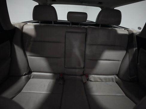 Used 2009 Subaru Outback 2.5i Limited image 8