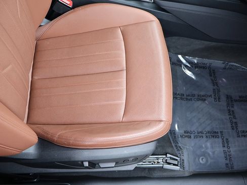 Used 2022 Audi e-tron Premium Plus w/ Premium Plus Package image 34