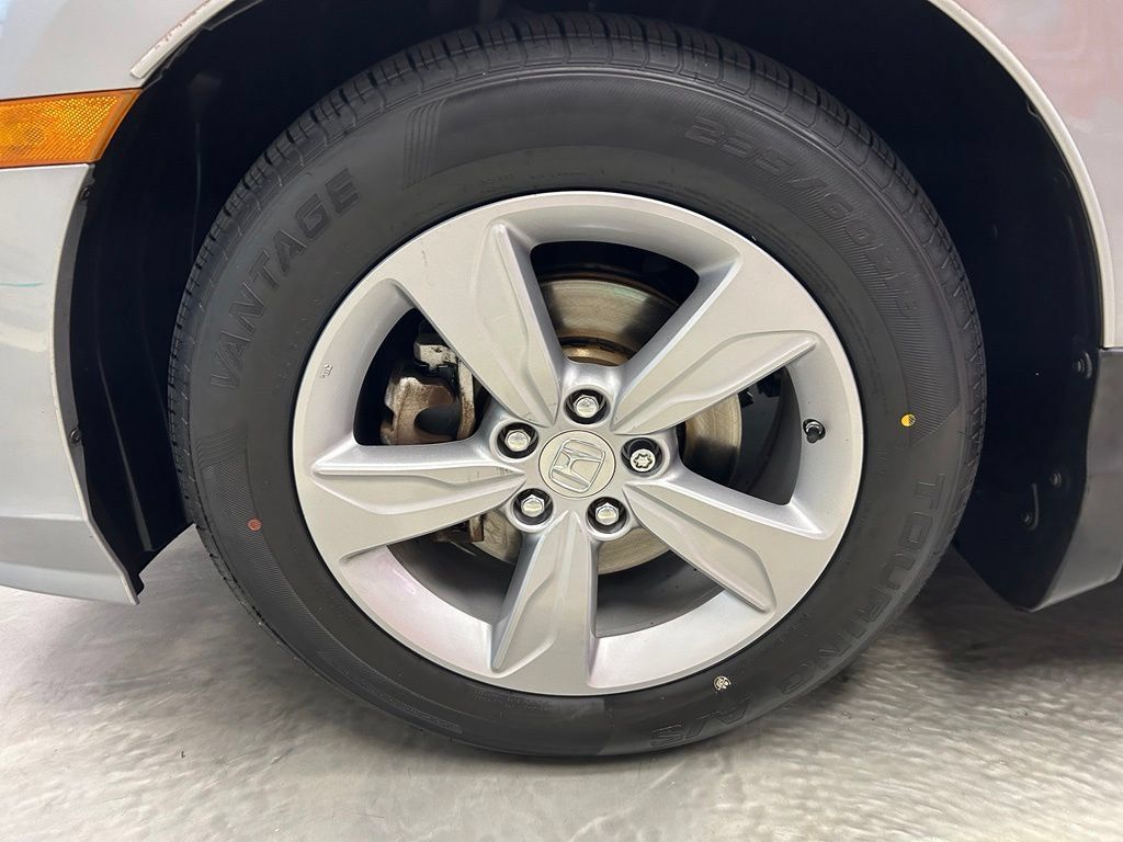 Used 2018 Honda Odyssey EX-L image 27