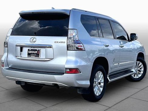 Used 2016 Lexus GX 460 w/ Premium Package AWD/4WD image 12