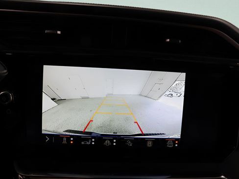 Used 2024 GMC Sierra 2500 Denali Ultimate image 12