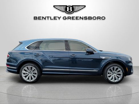 New 2026 Bentley Bentayga Extended Wheelbase AWD/4WD image 15
