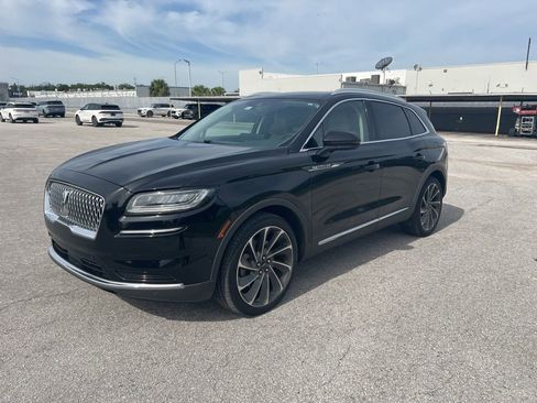 Used 2021 Lincoln Nautilus Reserve w/ Equipment Group 201A FWD image 9