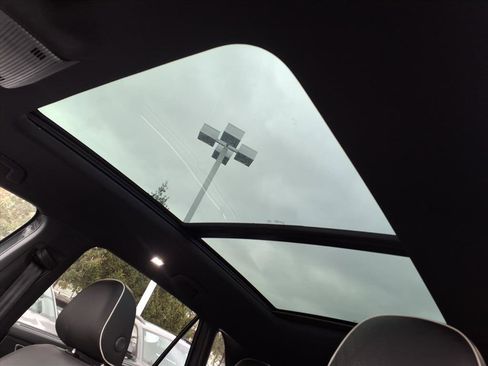 New 2026 Volkswagen Atlas Cross Sport SEL Premium R-Line image 9