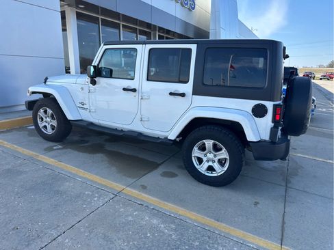 Used 2014 Jeep Wrangler Freedom Edition image 6