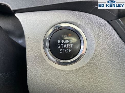 Used 2020 Toyota Sienna XLE image 13