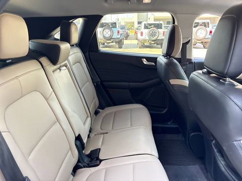 Used 2021 Ford Escape SEL w/ Technology Package image 28