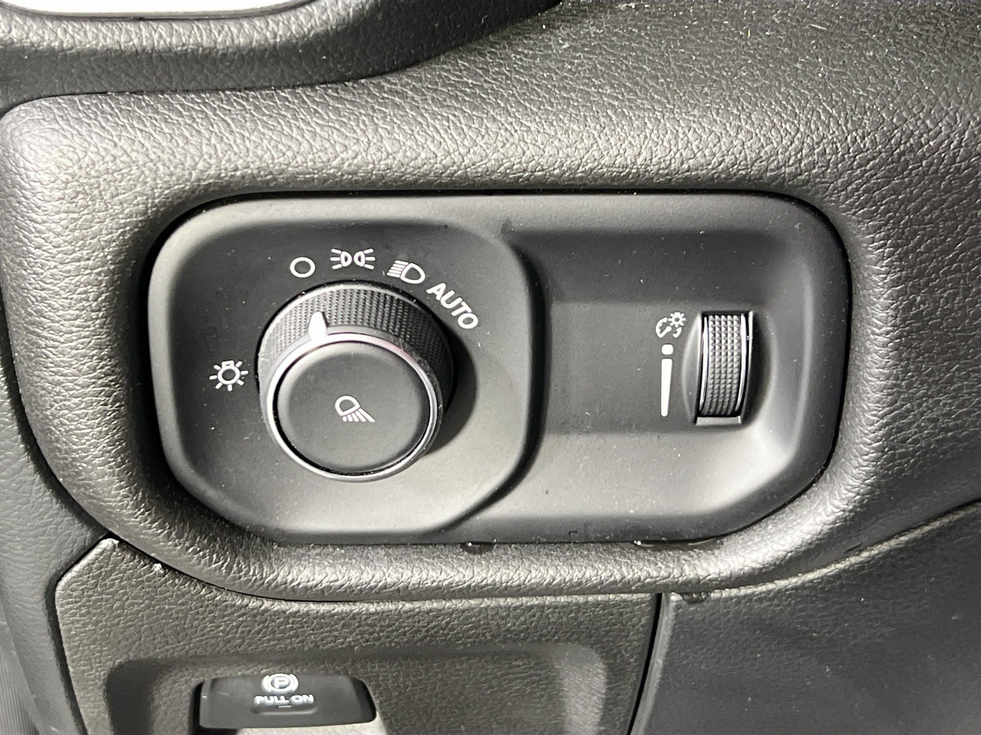 Used 2023 RAM 1500 Lone Star AWD/4WD image 10