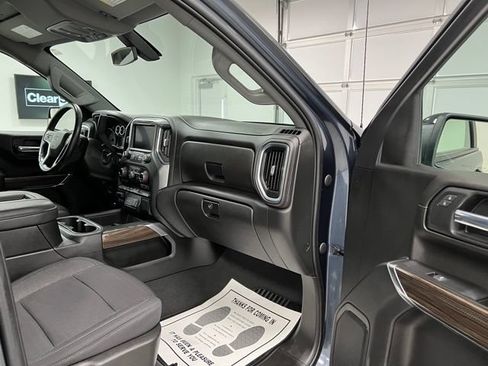 Used 2021 Chevrolet Silverado 1500 RST w/ Z71 Off-Road Package AWD/4WD image 53