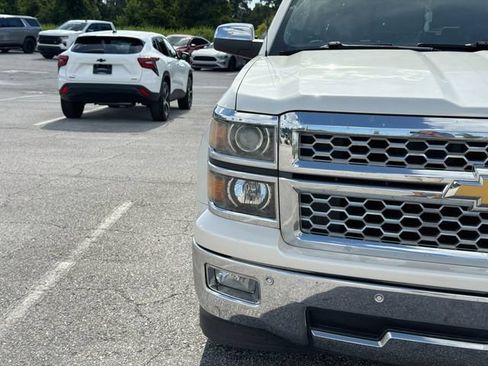Used 2015 Chevrolet Silverado 1500 LTZ w/ LTZ Plus Package RWD image 9
