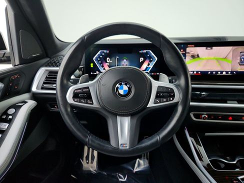 Used 2024 BMW X7 xDrive40i w/ M Sport Package image 20