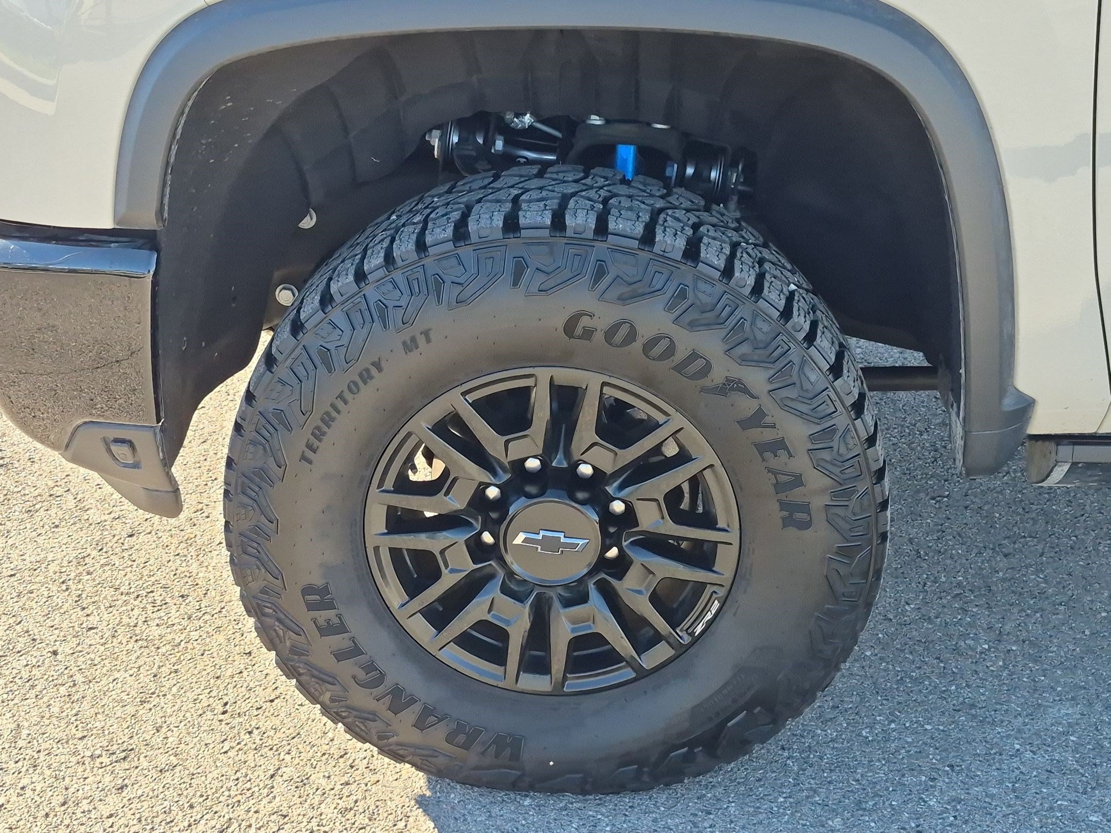 Used 2026 Chevrolet Silverado 2500 ZR2 AWD/4WD image 11