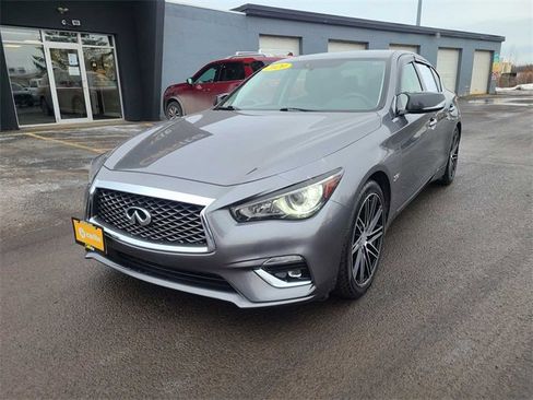 Used 2020 INFINITI Q50 Luxe image 1
