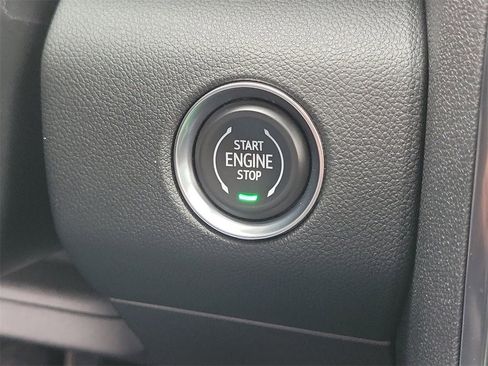 Used 2026 GMC Acadia AT4 w/ Luxury Package image 17