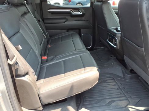 Certified 2023 GMC Sierra 1500 SLT w/ SLT Premium Package AWD/4WD image 29
