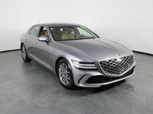 Used 2025 Genesis G80 2.5T image 12