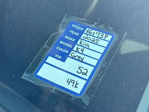 Used 2025 Kia K4 FWD image 25