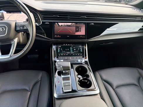 Used 2021 Audi Q8 Premium Plus w/ Premium Plus Package AWD/4WD image 19