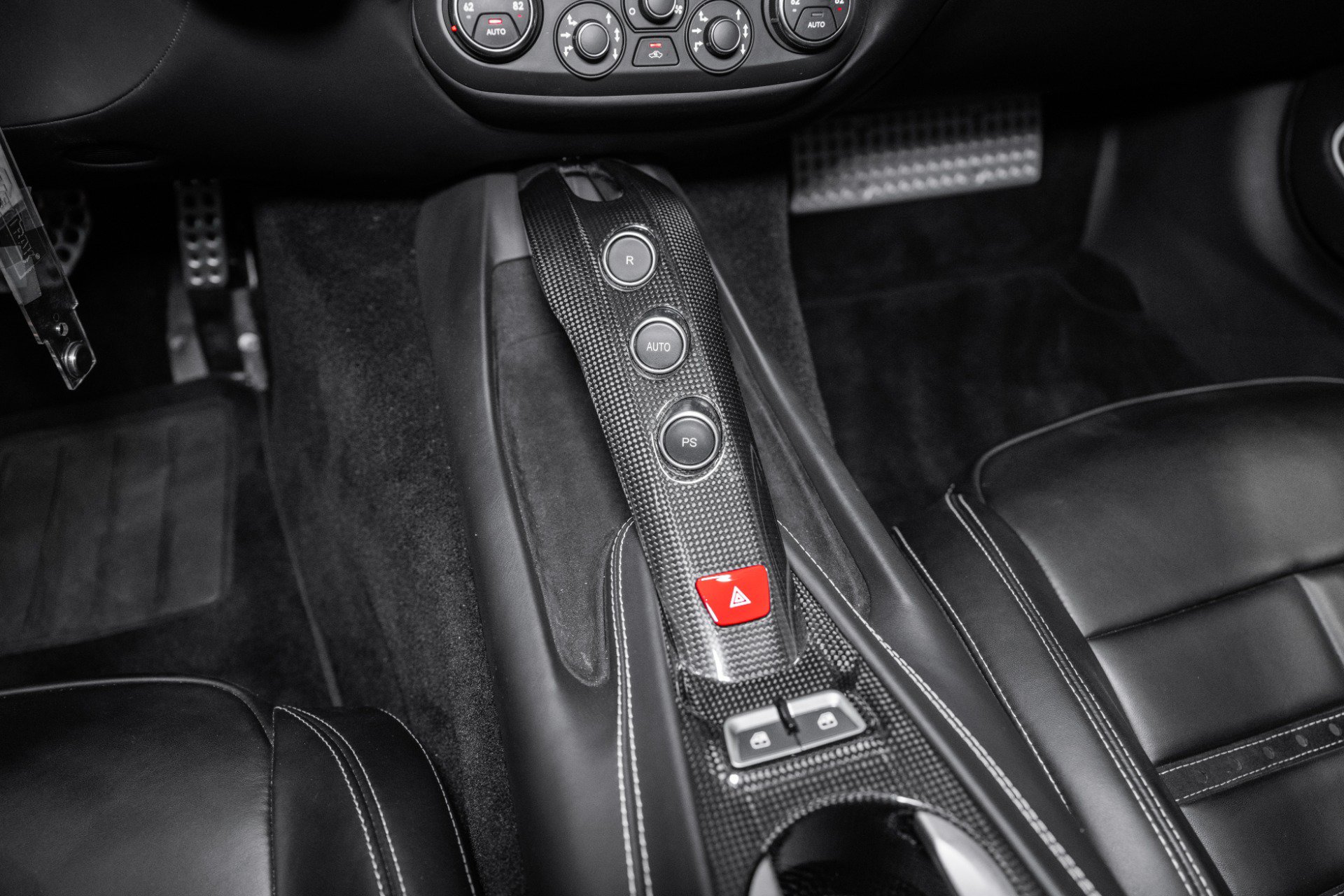 Used 2017 Ferrari F12 Berlinetta RWD image 34