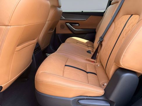 Certified 2025 MAZDA CX-70 3.3 Turbo S w/ Premium Plus image 14