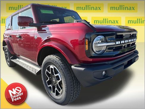 New 2026 Ford Bronco Outer Banks AWD/4WD image 1
