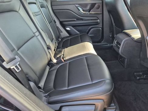 Used 2023 Lincoln Corsair FWD image 30