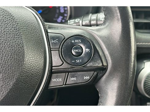 Used 2020 Toyota RAV4 XLE w/ Convenience Package AWD/4WD image 28
