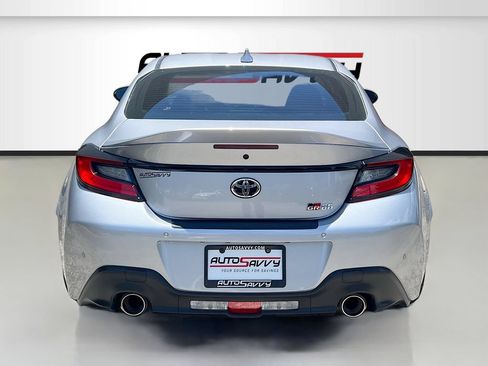 Used 2026 Toyota GR86 Premium w/ ALL Weather Mat Package (TMS) RWD image 6