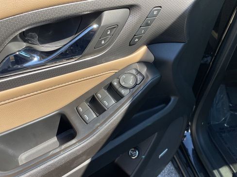 Used 2023 Chevrolet Traverse Premier w/ LPO, Cargo Package image 6