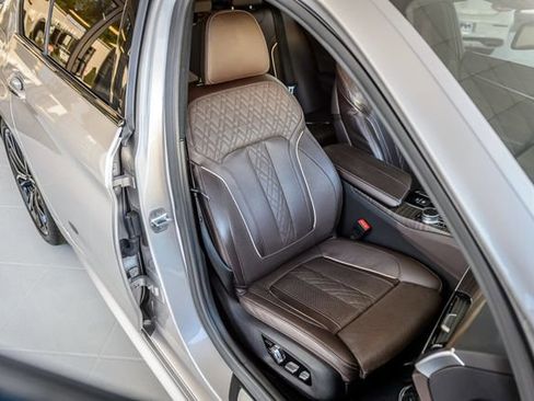 Used 2018 BMW 540i w/ M Sport Package RWD image 47