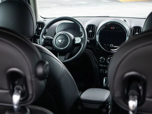 Used 2023 MINI Cooper Countryman FWD image 8