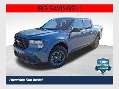 New 2025 Ford Maverick XLT w/ Equipment Group 301A