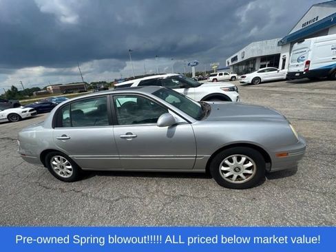 Used 2005 Kia Amanti FWD image 3