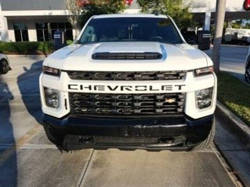Used 2022 Chevrolet Silverado 2500 Custom w/ Custom Convenience Package image 1
